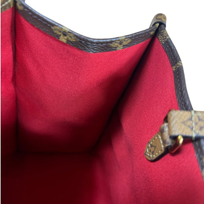 Louis Vuitton On The Go Mm Monogram Giant Shoulder Bag