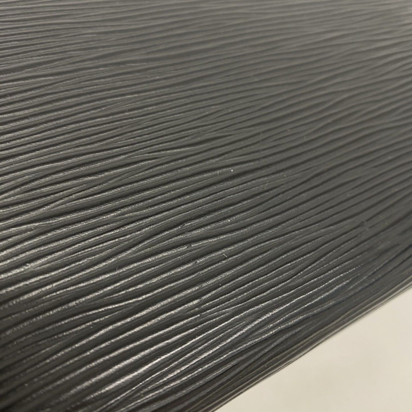 Louis Vuitton Epi Zippy Wallet M61857 Noir