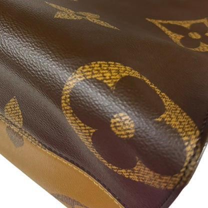 Louis Vuitton On The Go Mm Monogram Giant Shoulder Bag