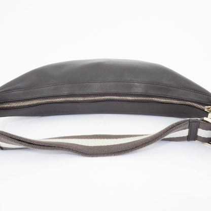 Gucci Leather Round Shoulder Bag 00141810 Dark Brown