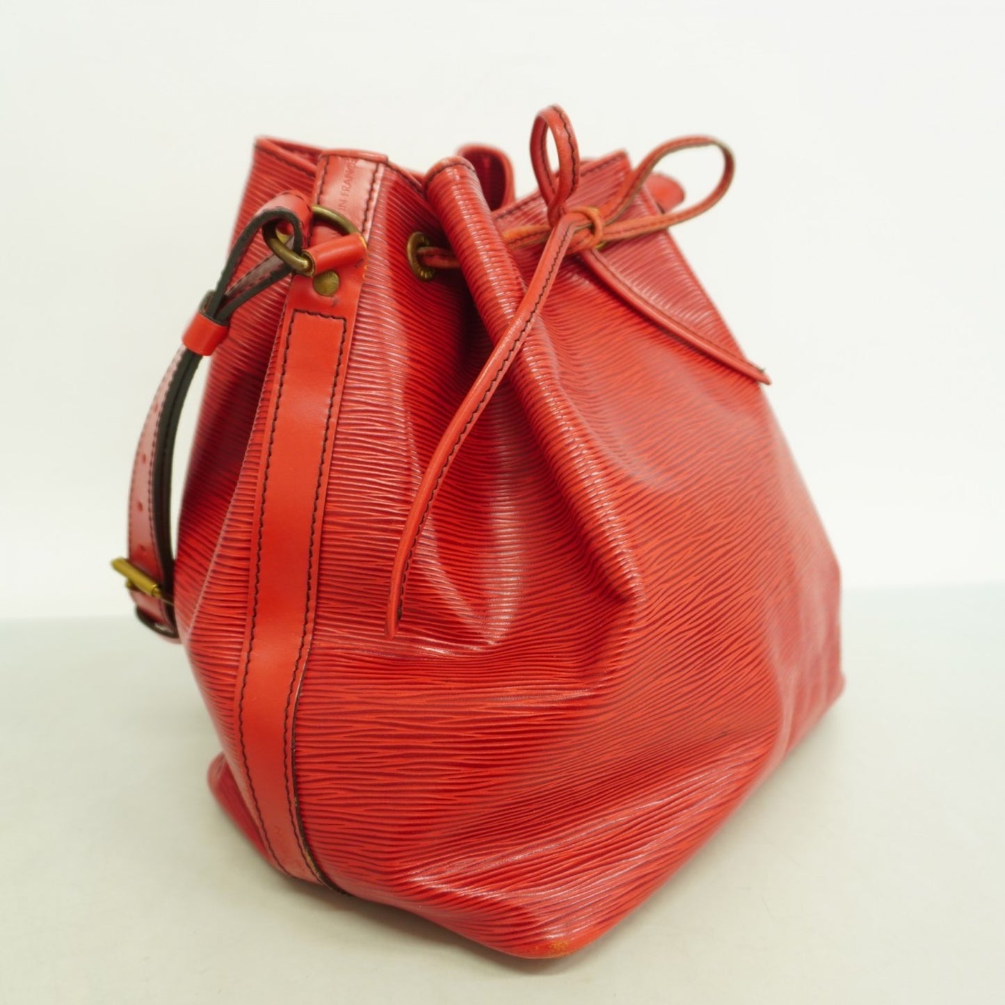 Louis Vuitton Petit Noe Shoulder Bag M44107 Castilian Red