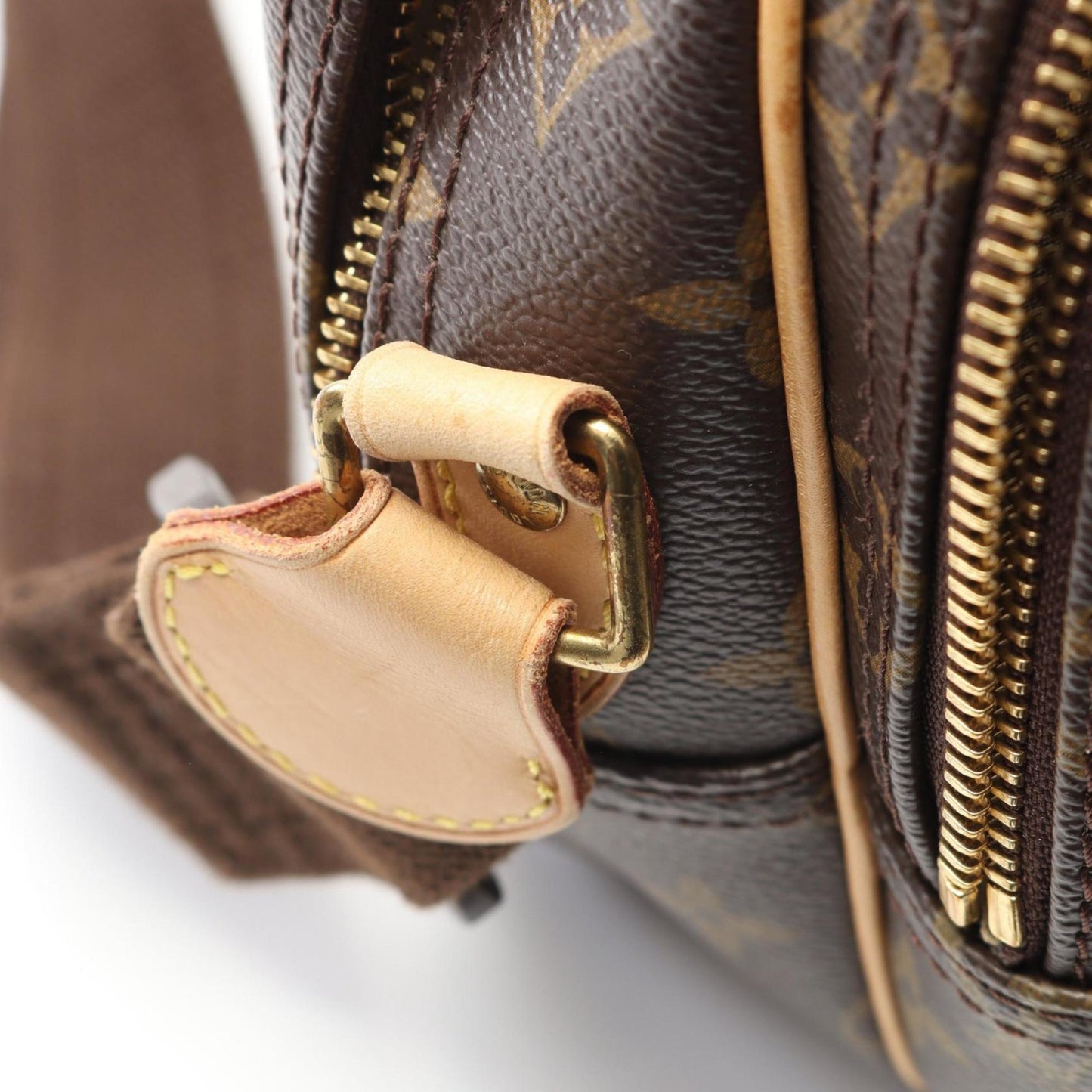 Louis Vuitton Reporter Pm Shoulder Bag