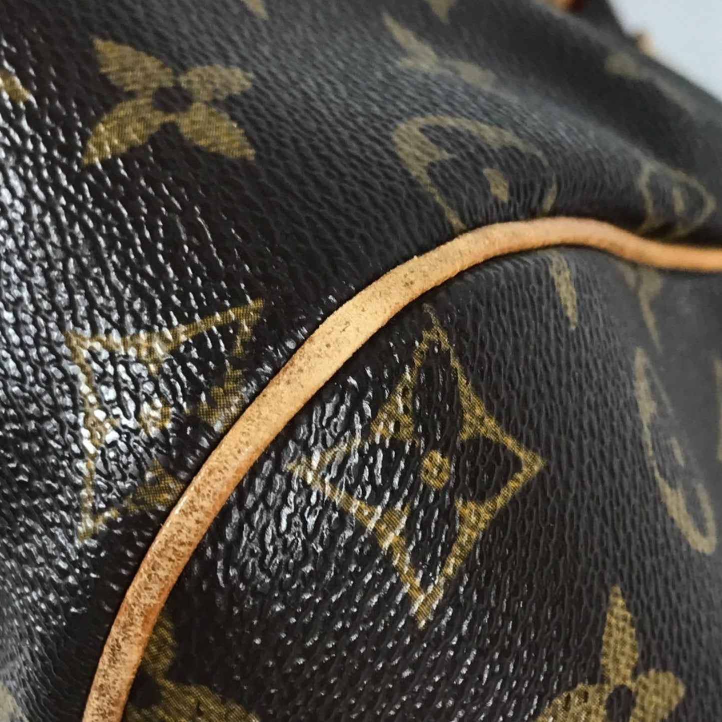 Louis Vuitton M40144 Monogram Tivoli Gm Tote Bag