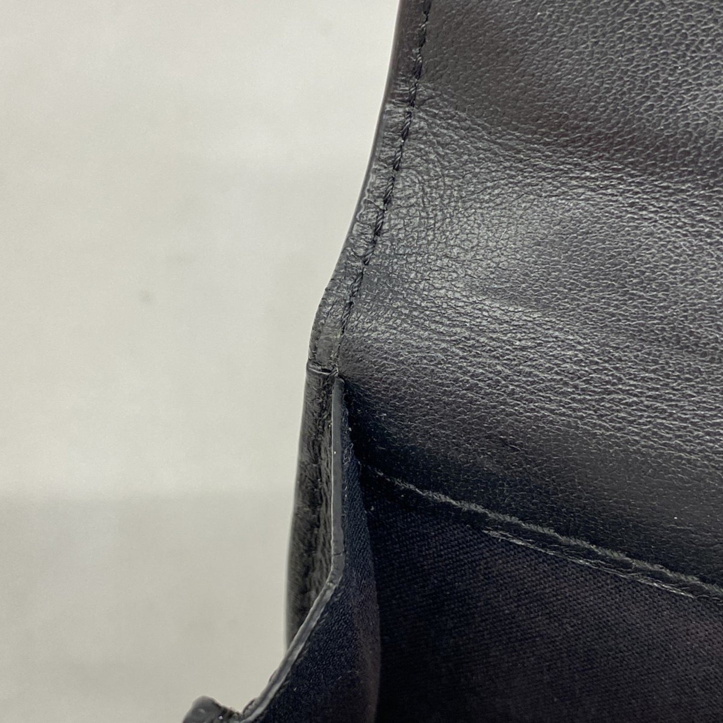 Fendi Tri-Fold Wallet In Black Leather