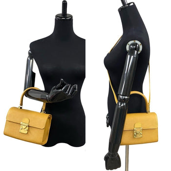 Fendi Logo Hardware