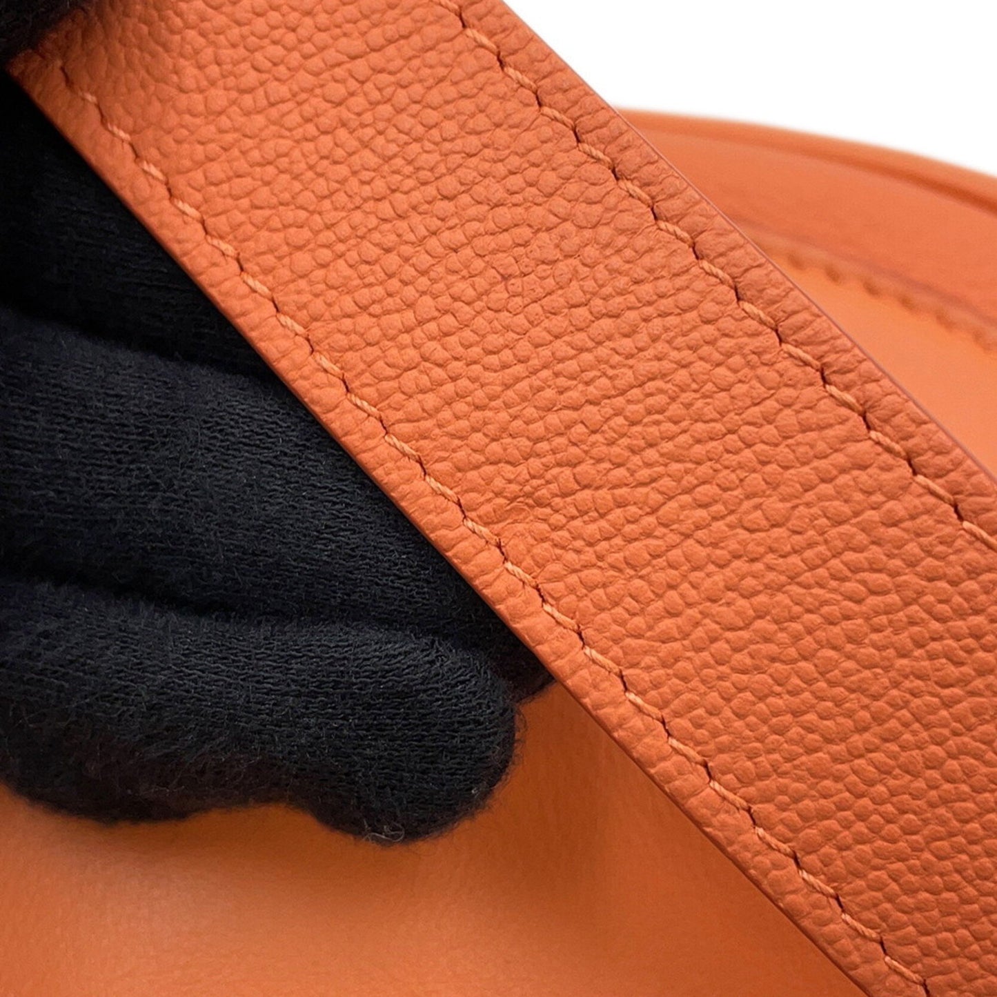 Bvlgari Serpenti Ellipse Handbag In Calfskin Leather