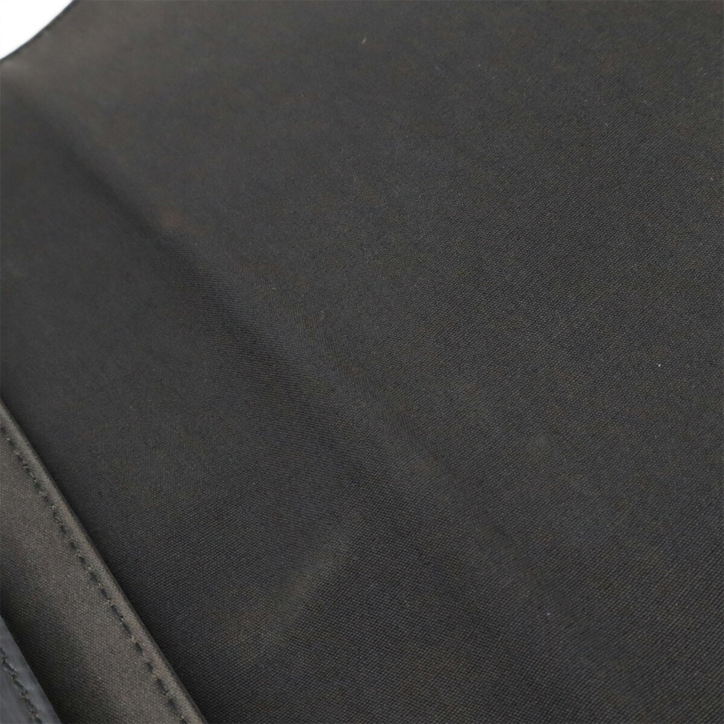 Louis Vuitton Epi Segur Mm Shoulder Bag In Black Leather (Noir) M58862