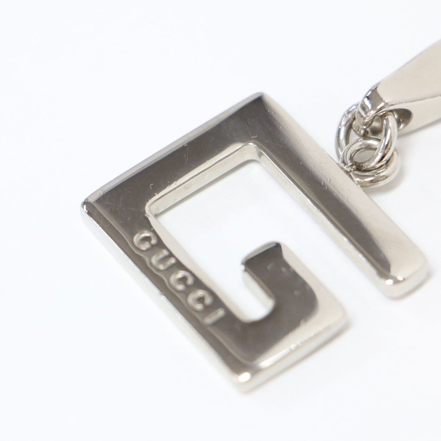 Gucci Women'S Silver Metal Charm Chain Belt