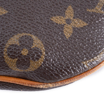 Louis Vuitton Pochette Bosphor Shoulder Bag M40044 Monogram