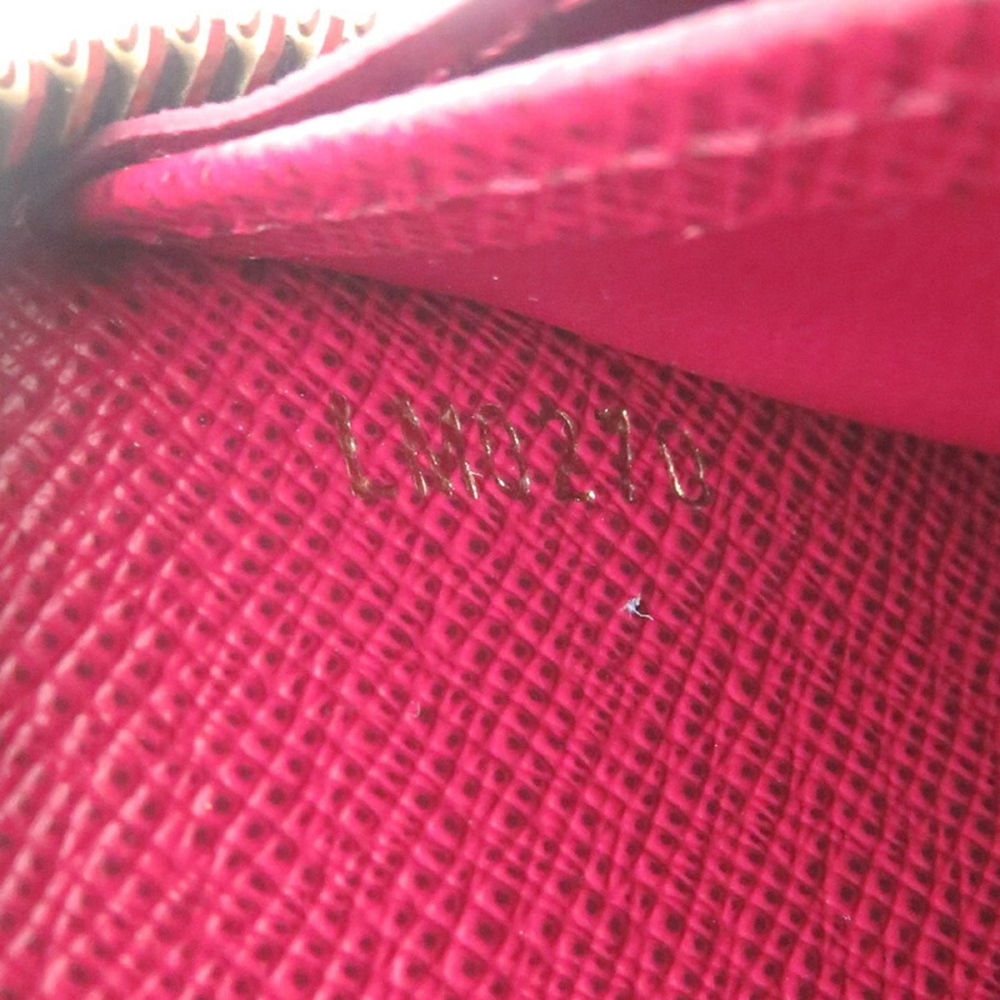 Louis Vuitton Zippy Wallet