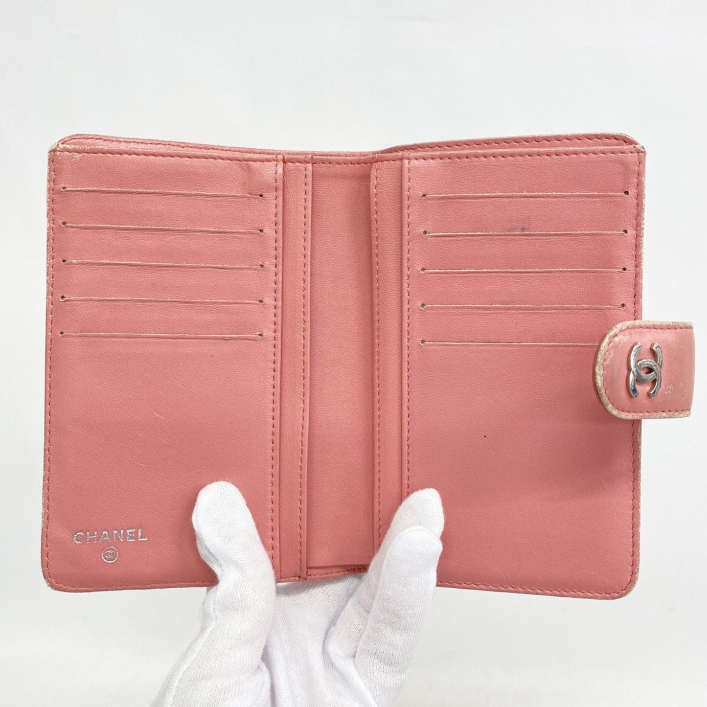 Chanel Matelasse Lambskin Pink Wallet