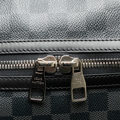 Louis Vuitton Damier Graphite Sac Voyage White Handle Boston/Shoulder Bag