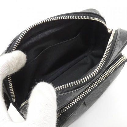Louis Vuitton Taiga Llama Outdoor Pochette M30755 Shoulder Bag