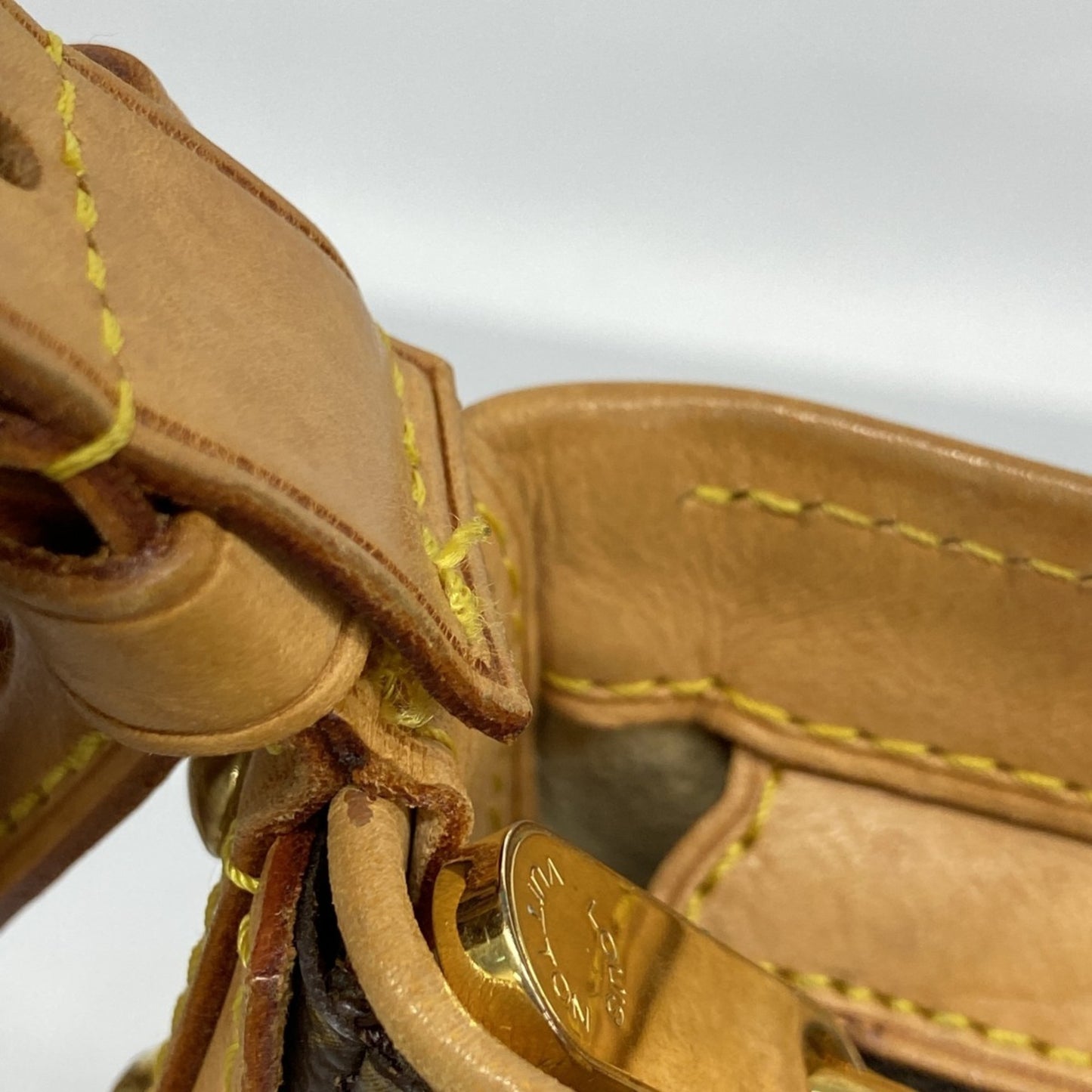 Louis Vuitton Monogram Hudson Gm Shoulder Bag M40045 Brown