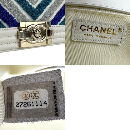 Chanel Boy Chanel Leather Shoulder Bag