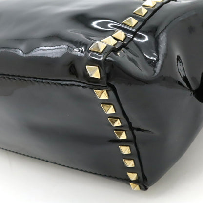 Valentino Garavani Valentino Rockstud Handbag Shoulder Bag In Black