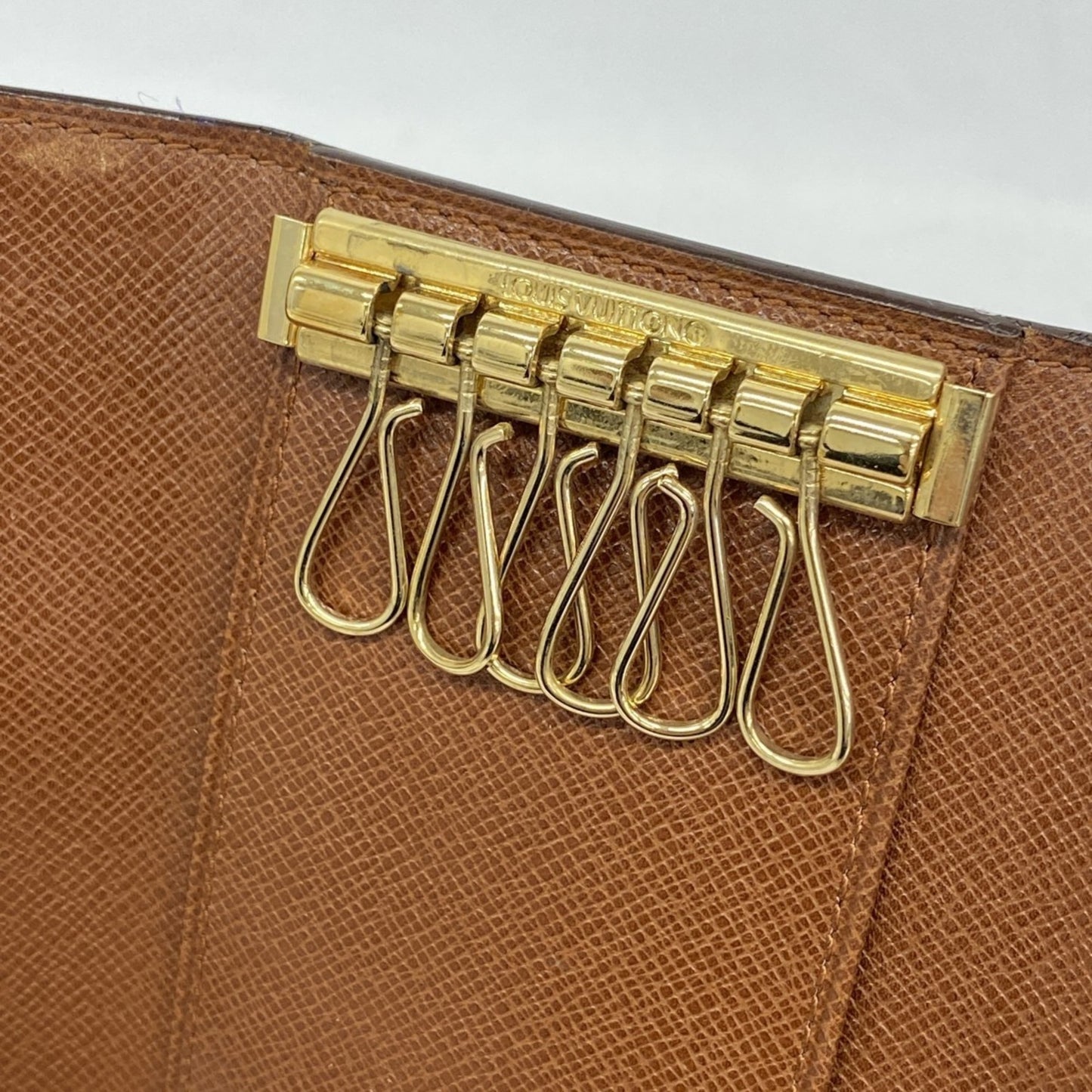 Louis Vuitton Monogram Multicle 6 Key Case M62630 Brown