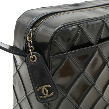 Chanel Bicolore Shoulder Bag In Enamel And Patent Leather