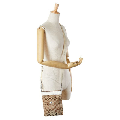 Coach Signature Shoulder Bag In Brown