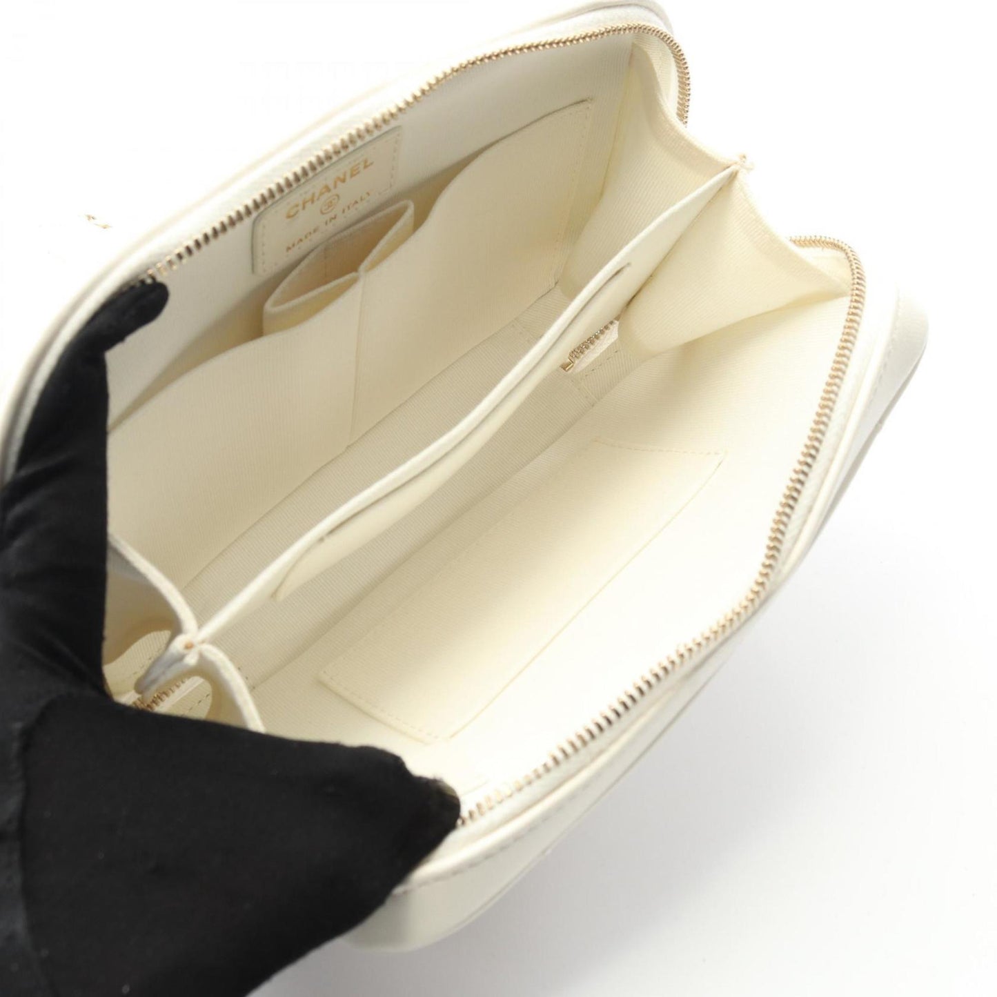 Chanel Chanel 19 Matelasse Shoulder Bag