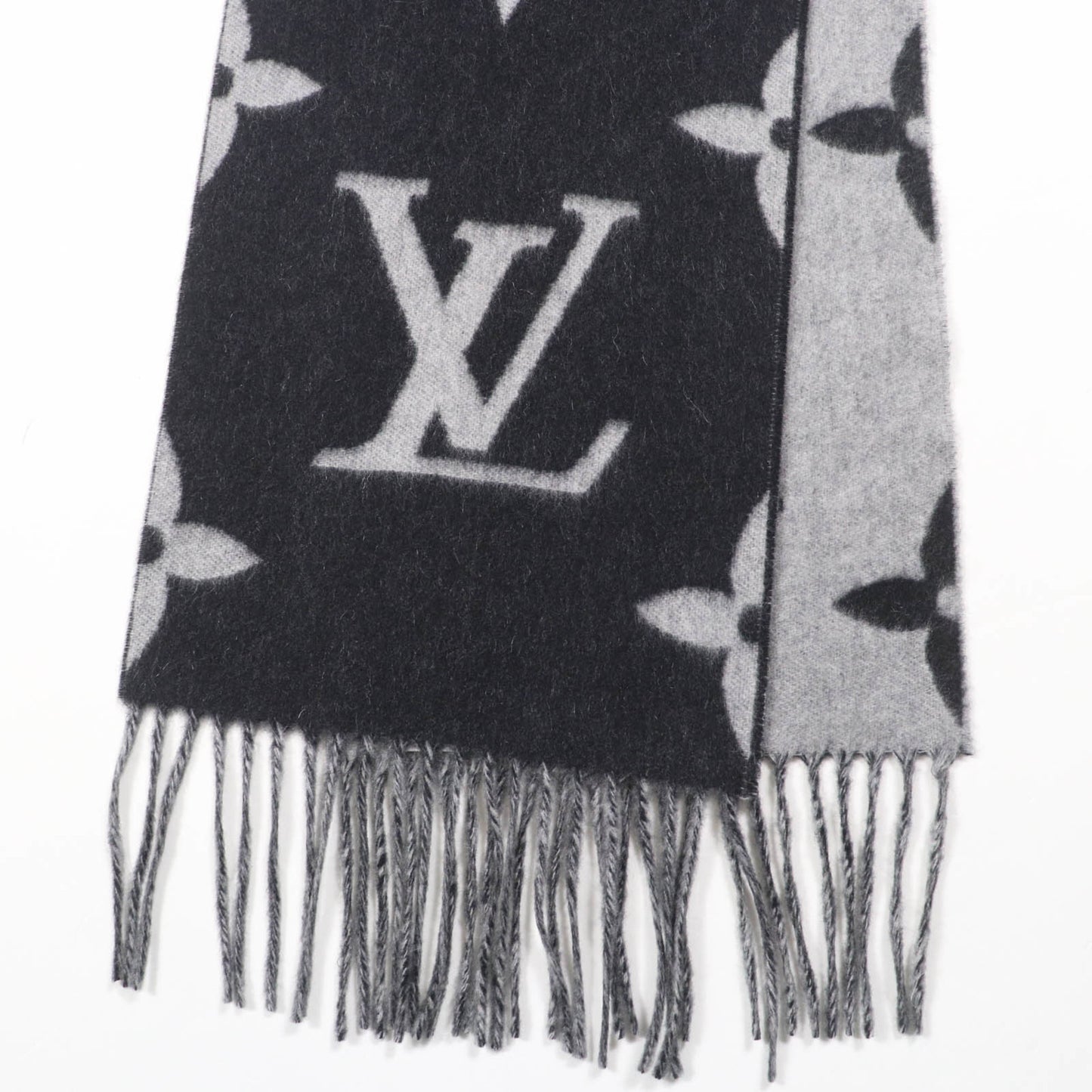 Louis Vuitton 2017 Louis Vuitton Echarpe Reykjavik Fur Scarf