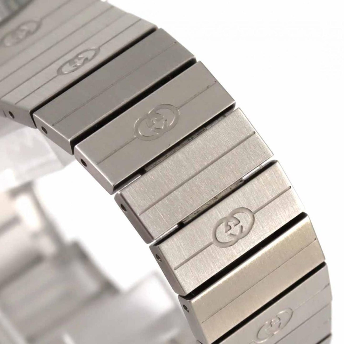 Gucci Grip 157.4 Ya157401 Stainless Steel Quartz Watch