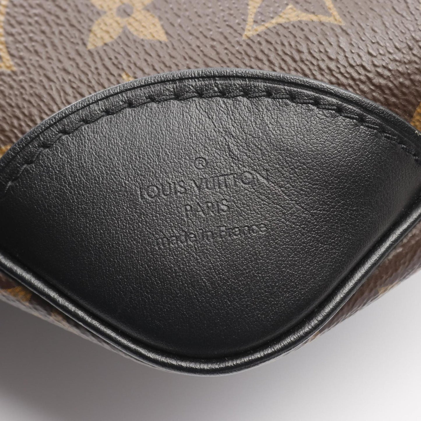 Louis Vuitton Odeon Nm Mm Shoulder Bag