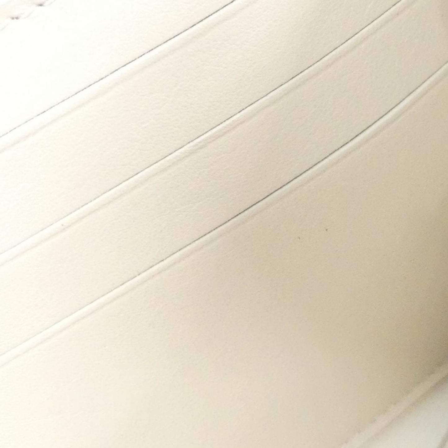 Louis Vuitton Portefeuille Capucines M80928 Wallet