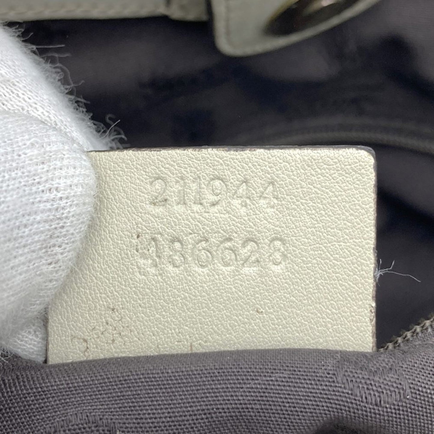 Gucci 211944 Tote Bag Handbag Guccissima Sukey Leather White Ivory