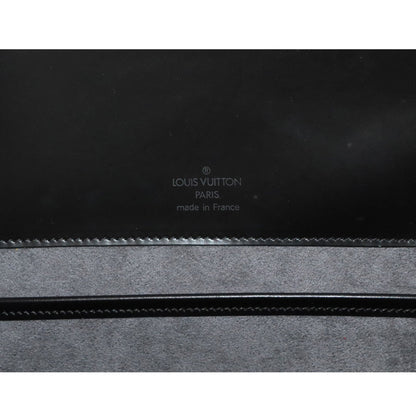 Louis Vuitton Epi Nocturne Gm Shoulder Bag In Leather