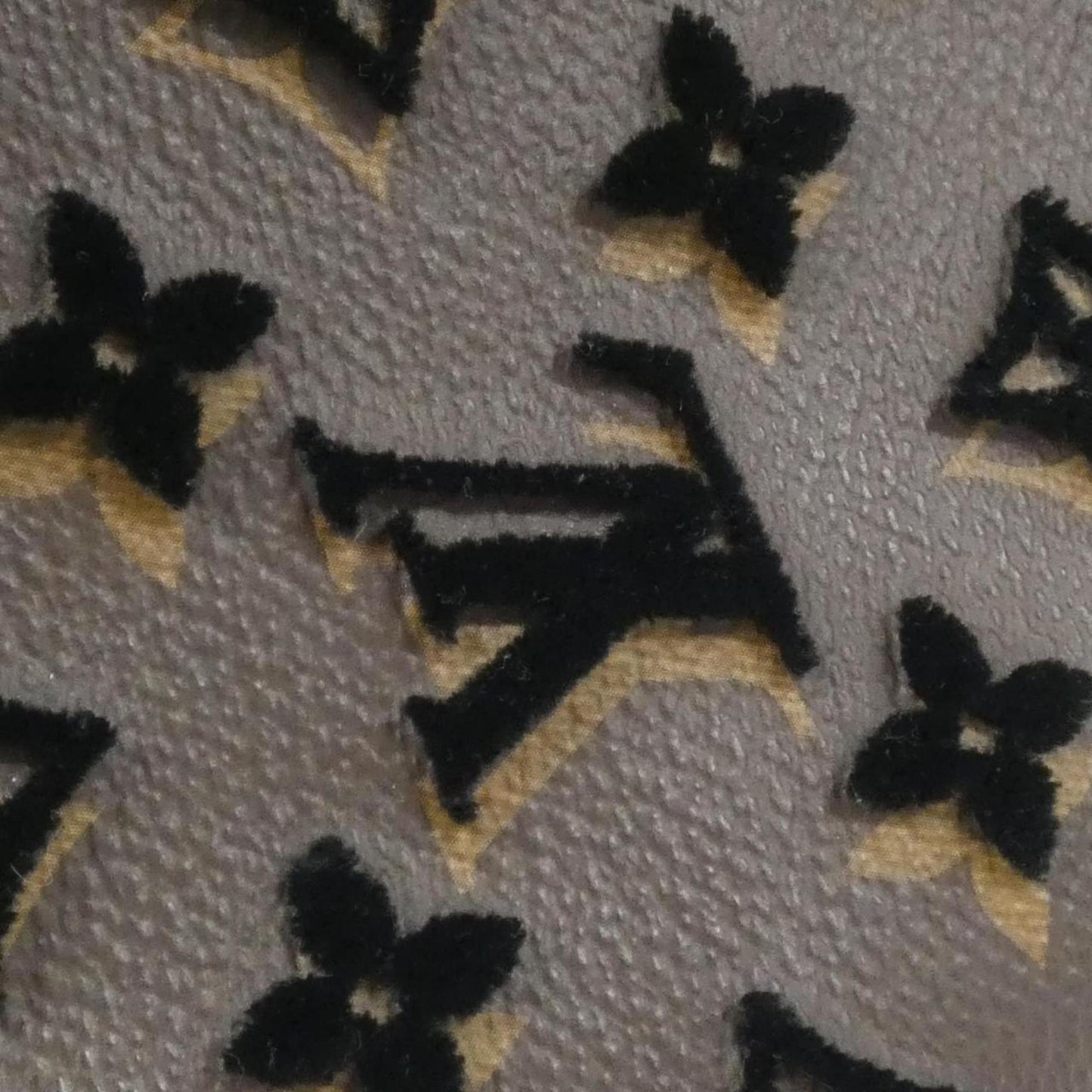 Canvas Louis Vuitton Shoulder Bag Coated