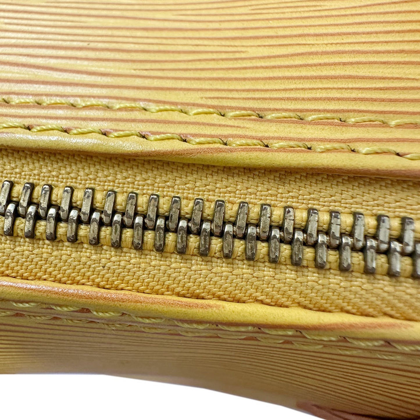 Louis Vuitton Louis Vuitton Bag Epi