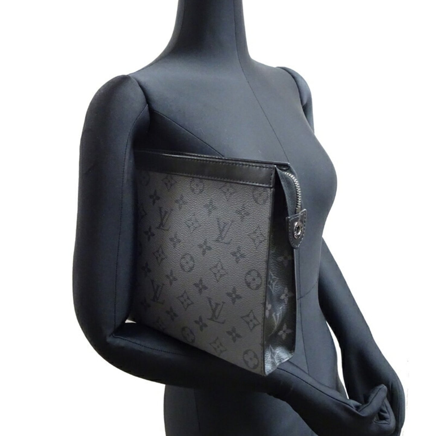 Louis Vuitton Pochette Voyage