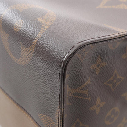 Louis Vuitton On The Go Gm Shoulder Bag In Coated Canvas And Leather With Monogram Giant Reverse