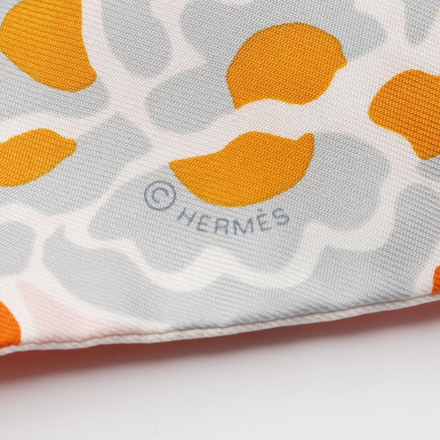 Hermes Herms Twilly Bingata Silk Scarf For Women