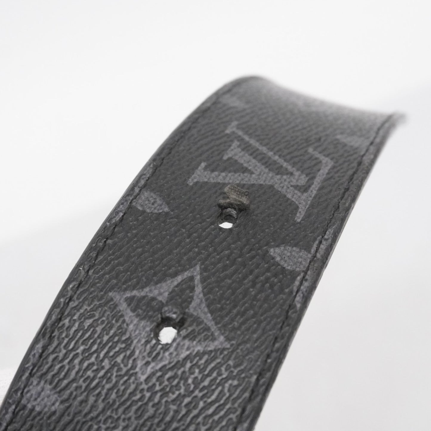 Louis Vuitton Monogram Eclipse Lv Initial Belt 40Mm Reversible M0157T Black/Gray
