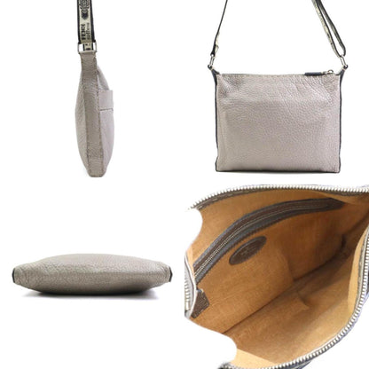 Fendi Selleria Shoulder Bag In Leather