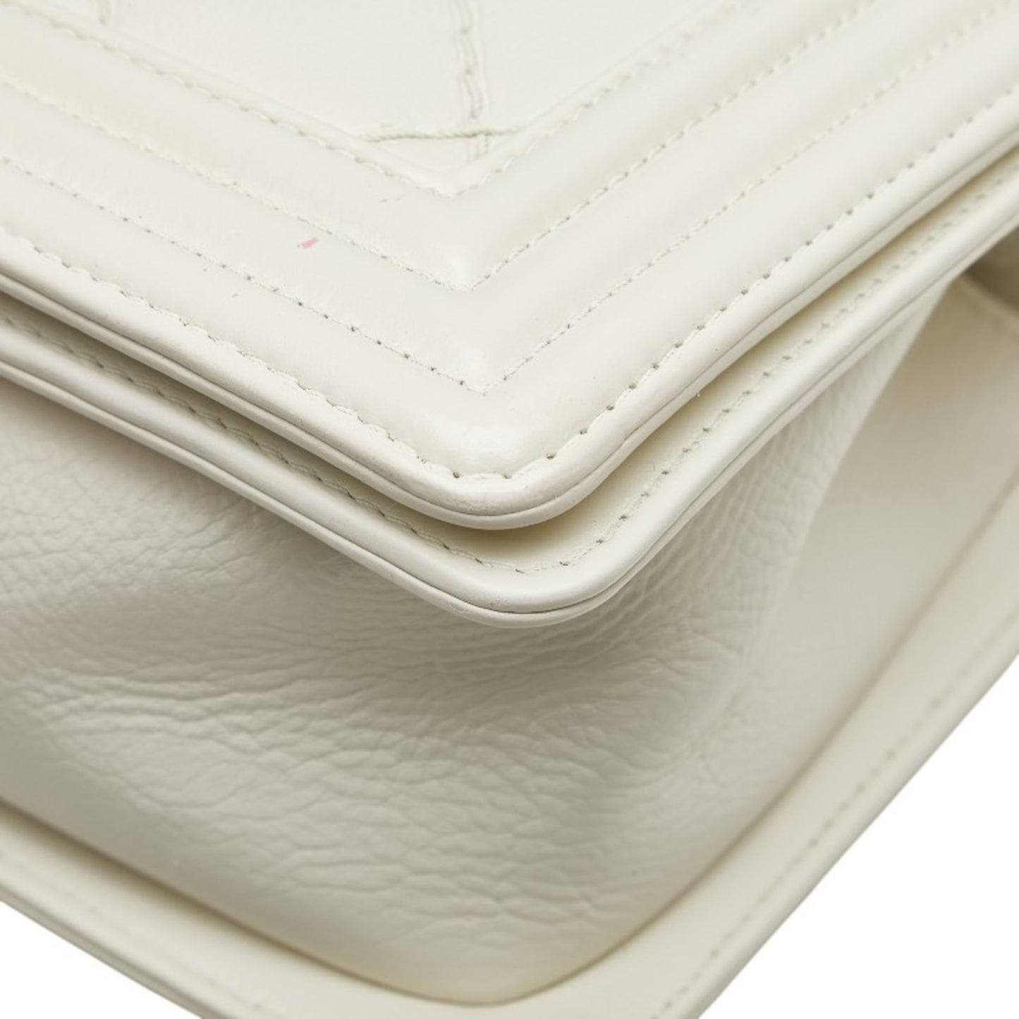 Chanel Matelasse Boy Chanel Coco Mark Chain Shoulder Bag White Leather