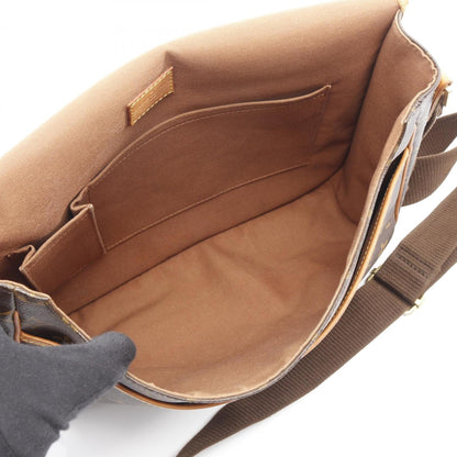 Louis Vuitton Bosphore Messenger Bag