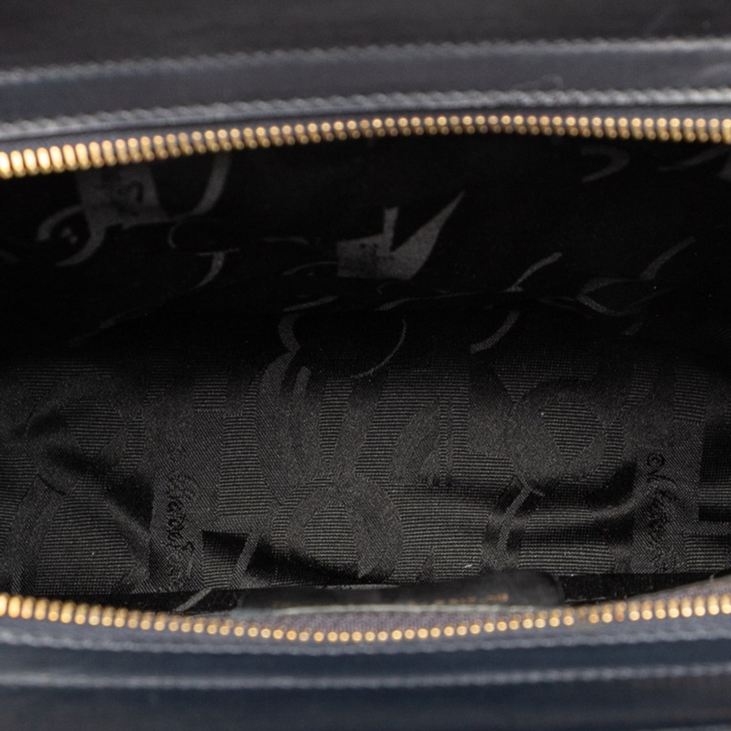 Salvatore Ferragamo Vara Ribbon Tote Bag In Navy Leather