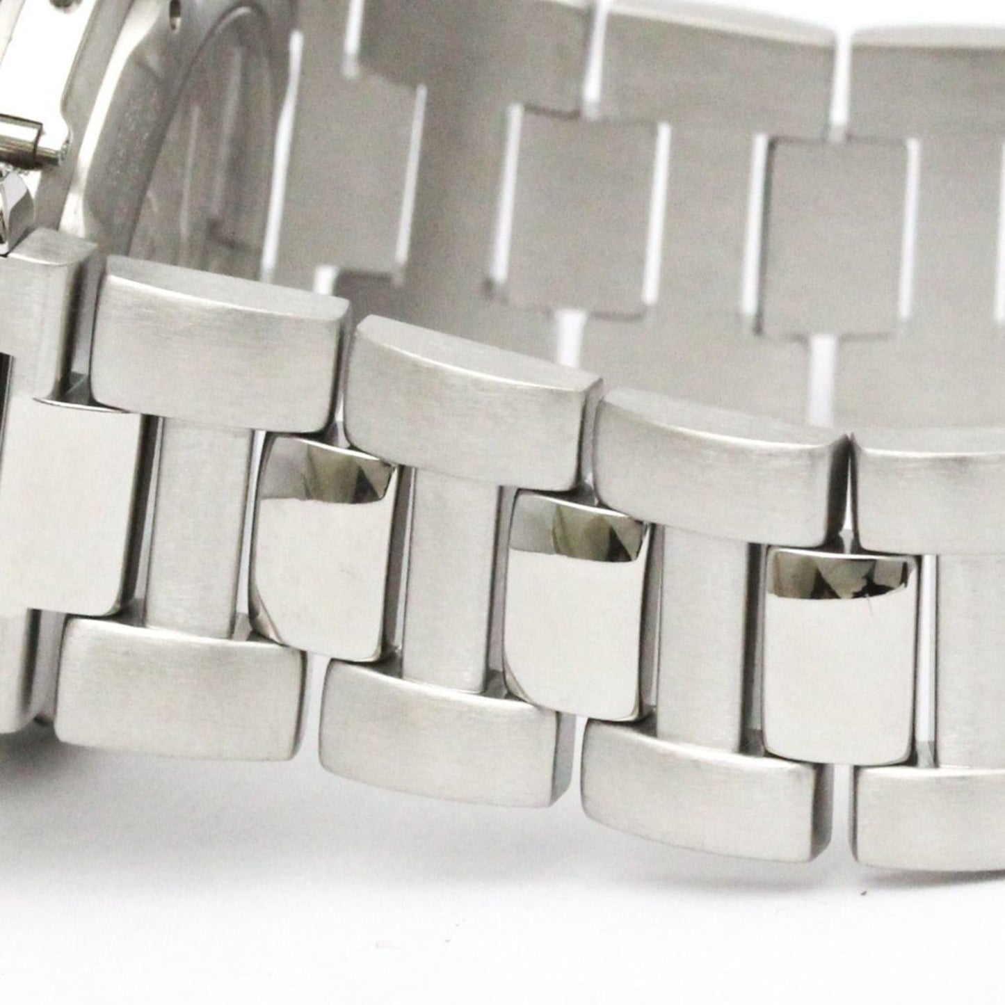 Cartier Pasha 38 Gmt Power Reserve Automatic Watch W31037H3 Polished