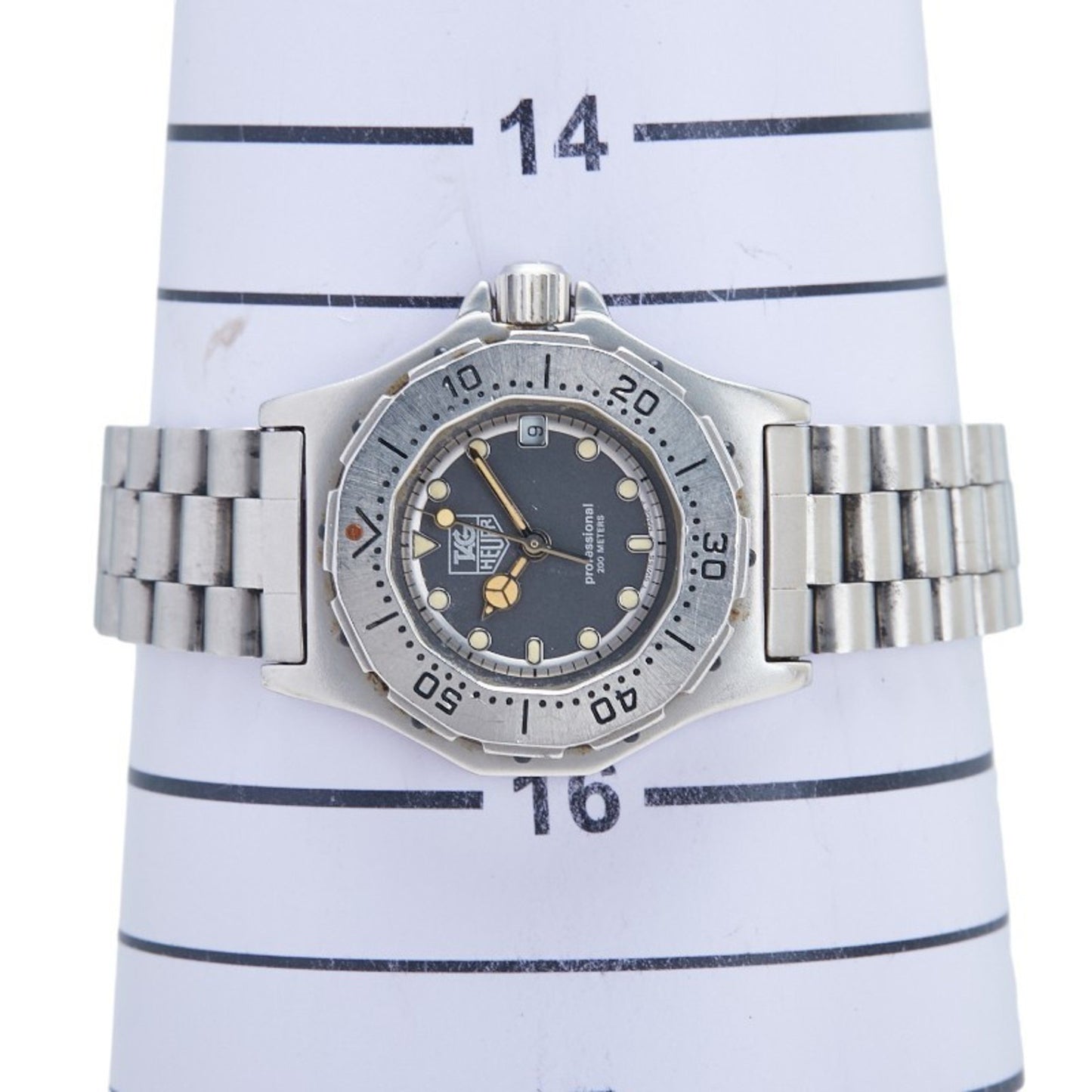 Tag Heuer 3000 Series Professional 200 Watch 932.208 Quartz Gray Dial Stainless Steel