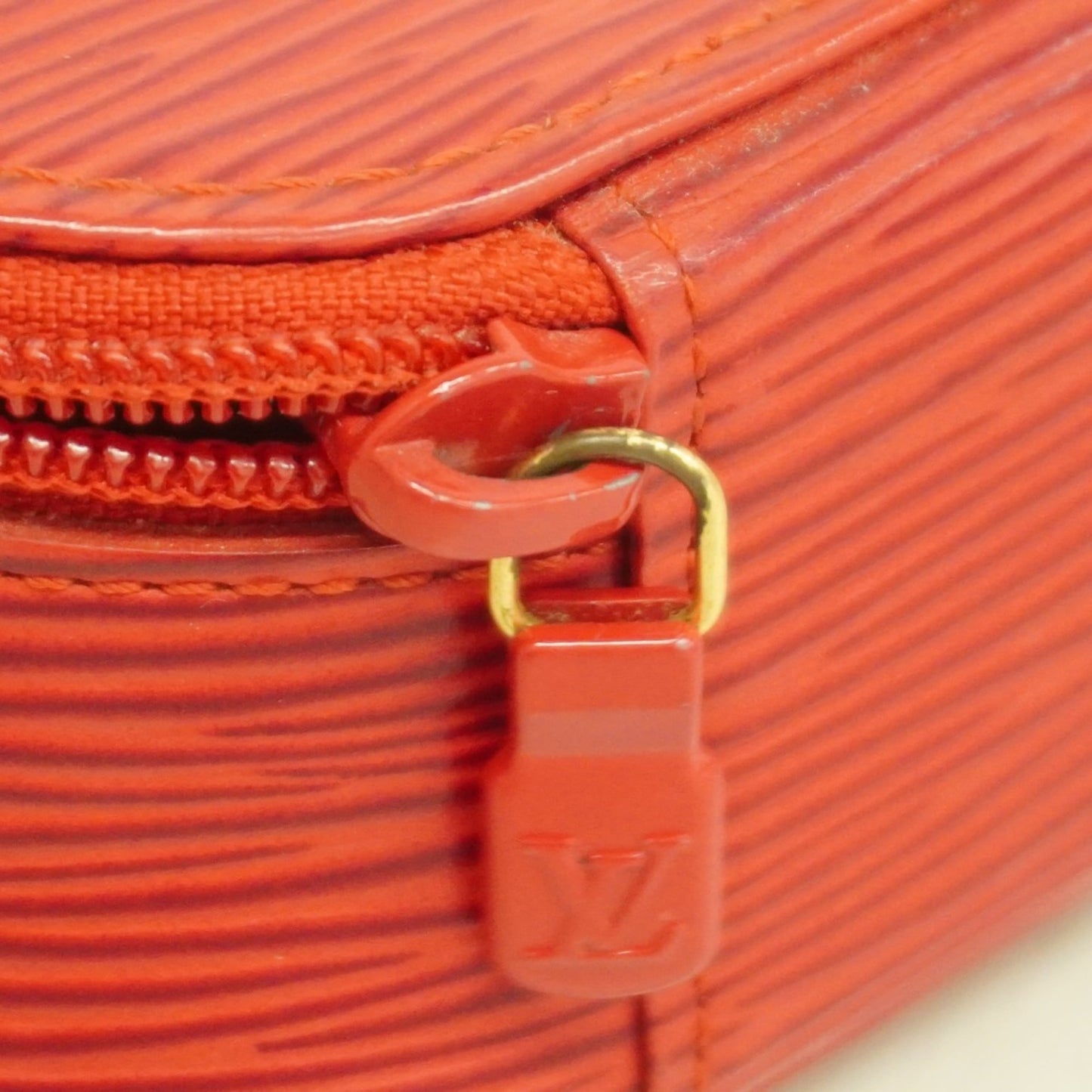 Louis Vuitton Epi Ecran Bijou 10 Case M48217 Castilian Red