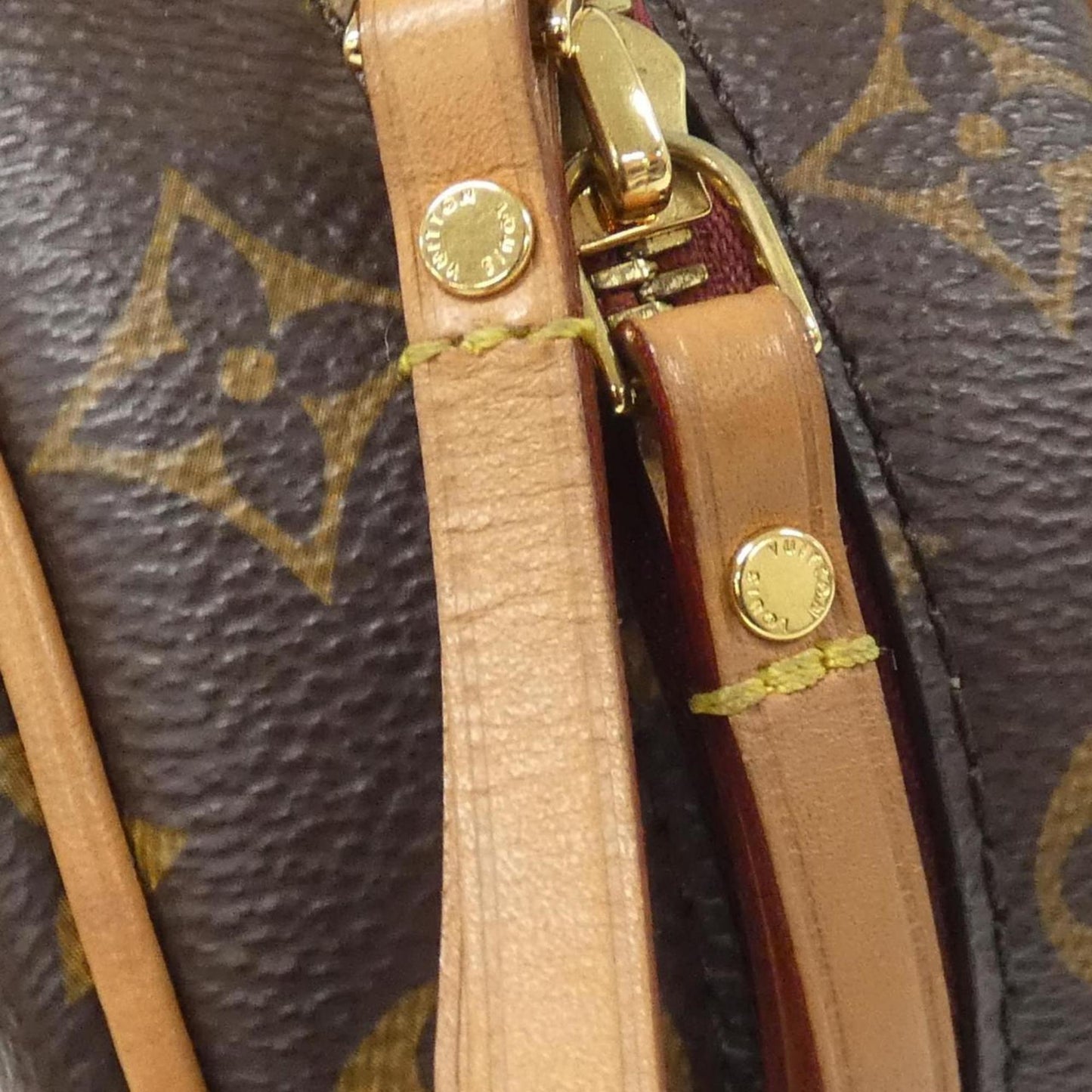 Louis Vuitton Monogram Boite Chapeau Souple Pm M45149 Shoulder Bag