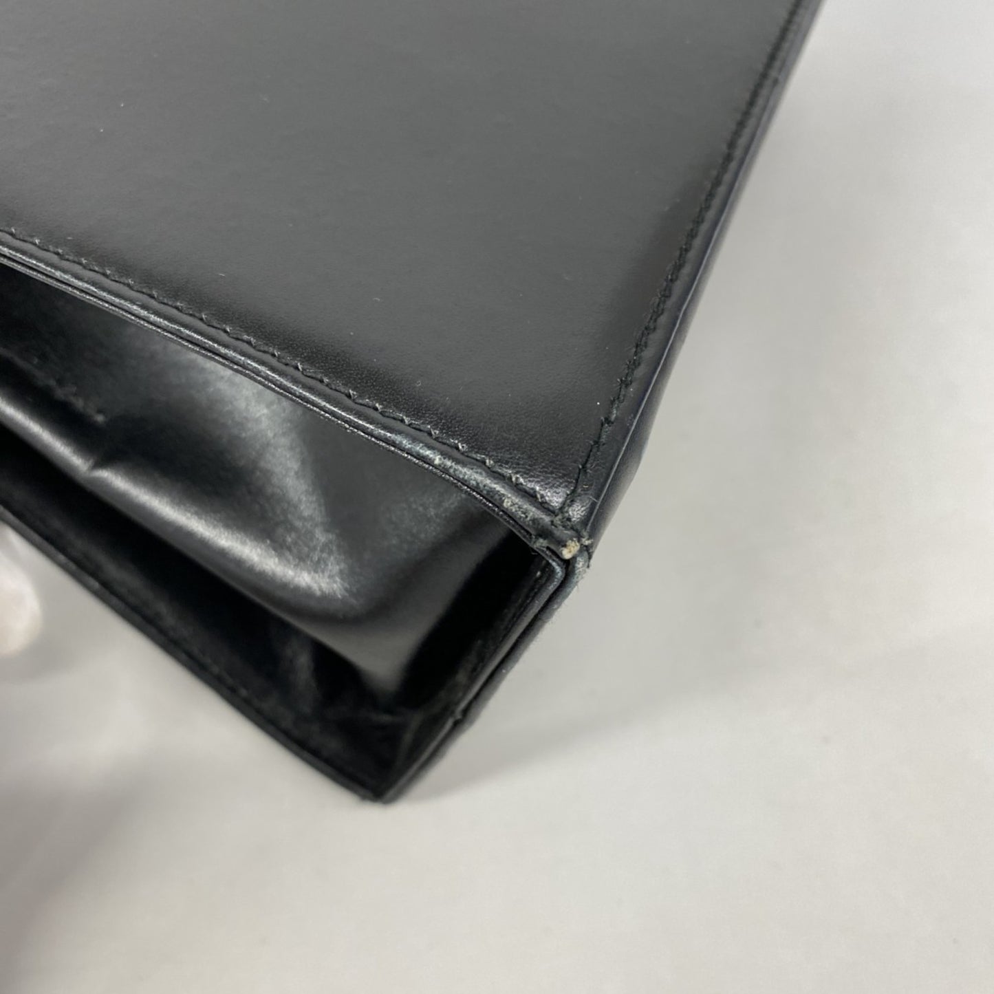 Salvatore Ferragamo Gancini Leather Handbag In Black