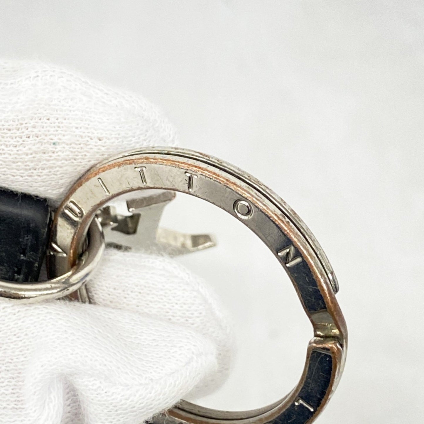 Louis Vuitton Monogram Shadow Keychain Dragonne M01298 Noir