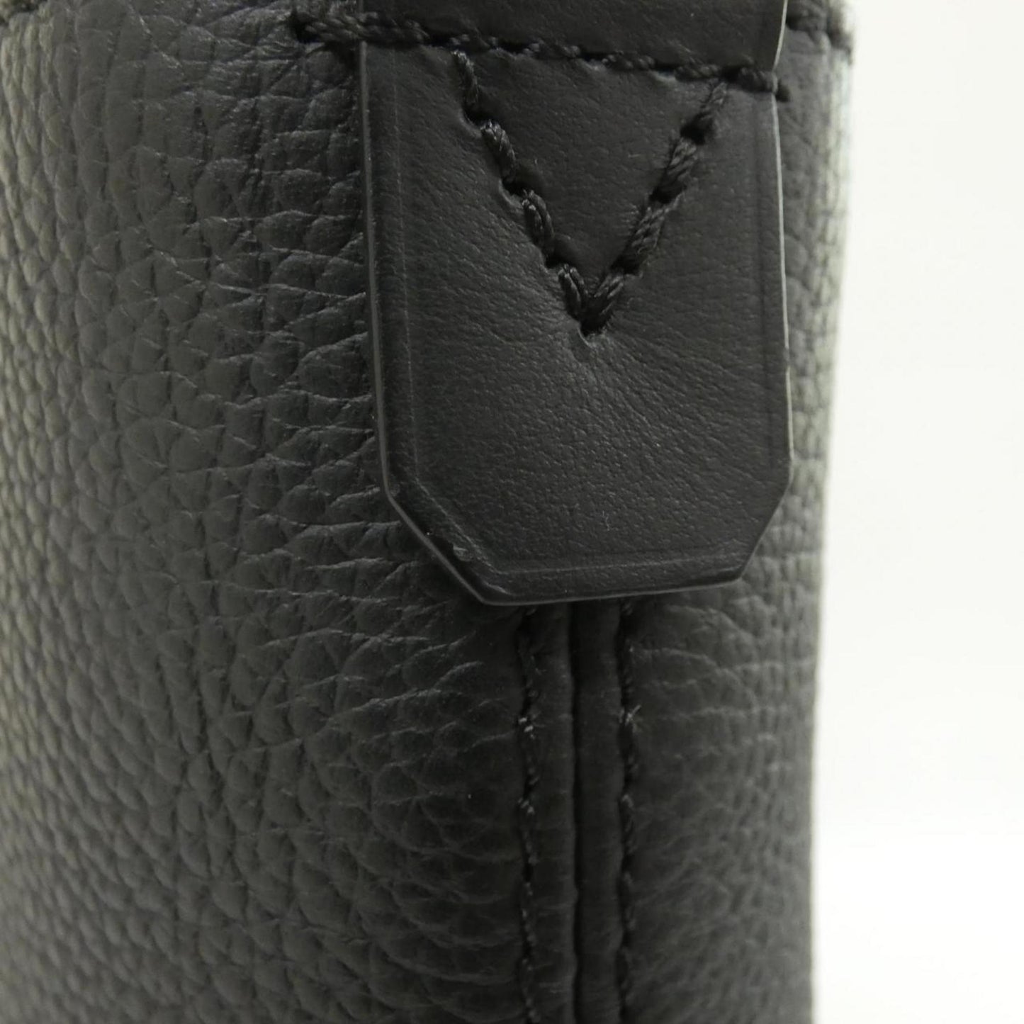 Louis Vuitton Lv Aerogram Fastline Tote M22481 Handbag