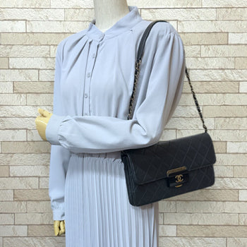 Chanel Matelasse Shoulder Bag Leather Black