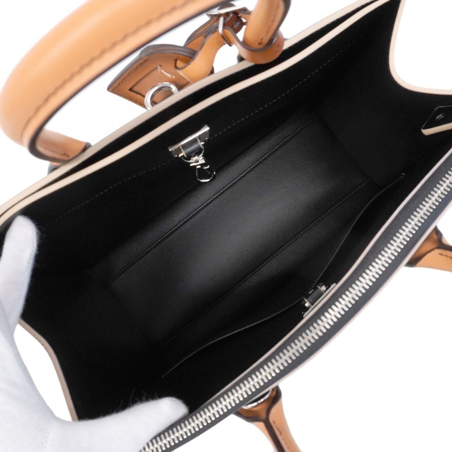 Handbag Louis Vuitton