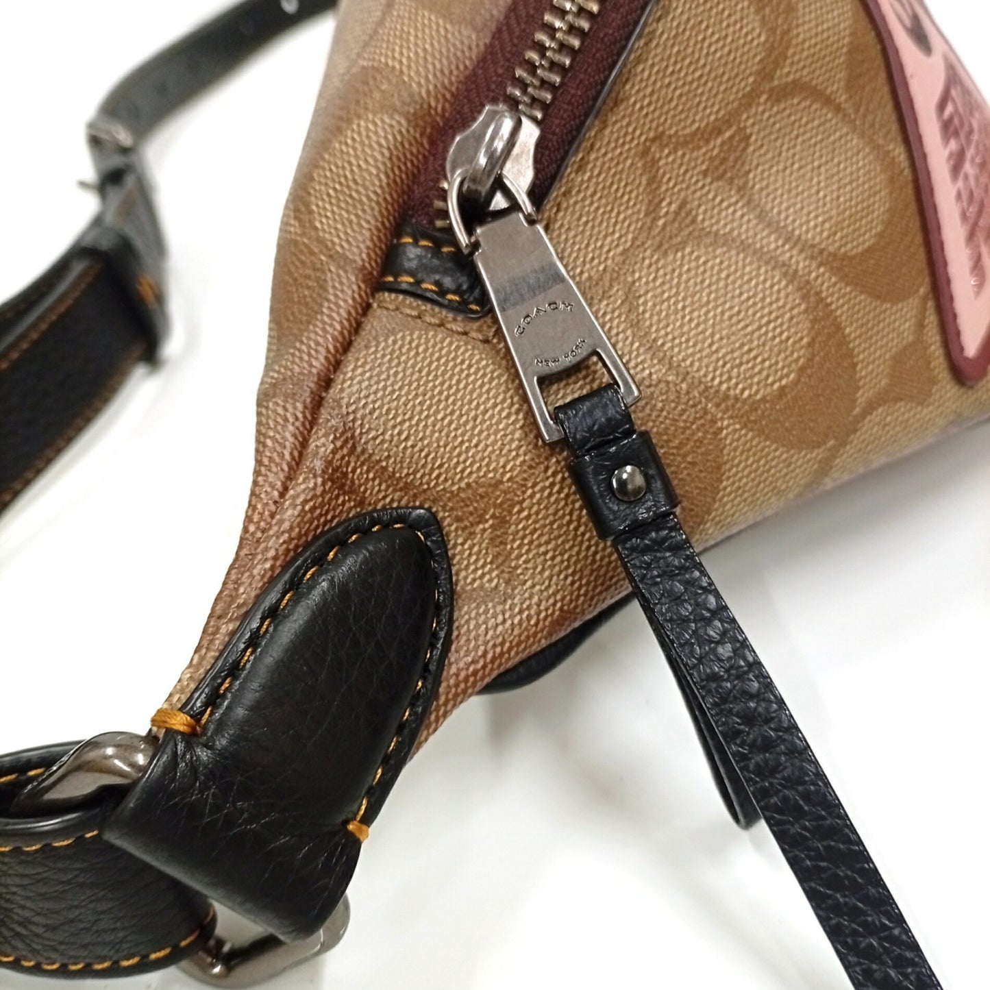 Coach Star Wars Collaboration Patchwork Signature Body Bag F88013 Waist Pouch Ja-25037